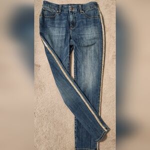 Chico's SO SLIMMING Girlfriend Ankle Jean, Size 00, Rose Gold Sequin detail